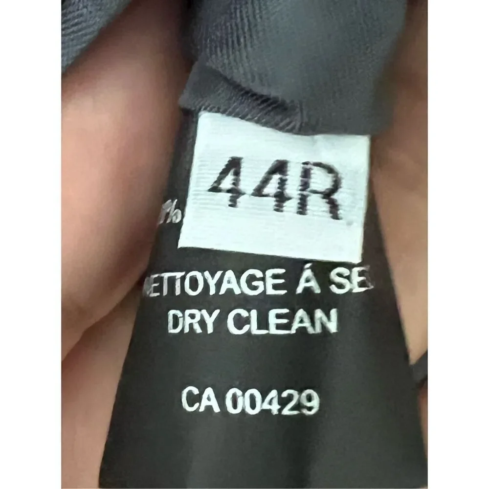 Peter Millar Flynn windowpane  two button wool suit sz 44R